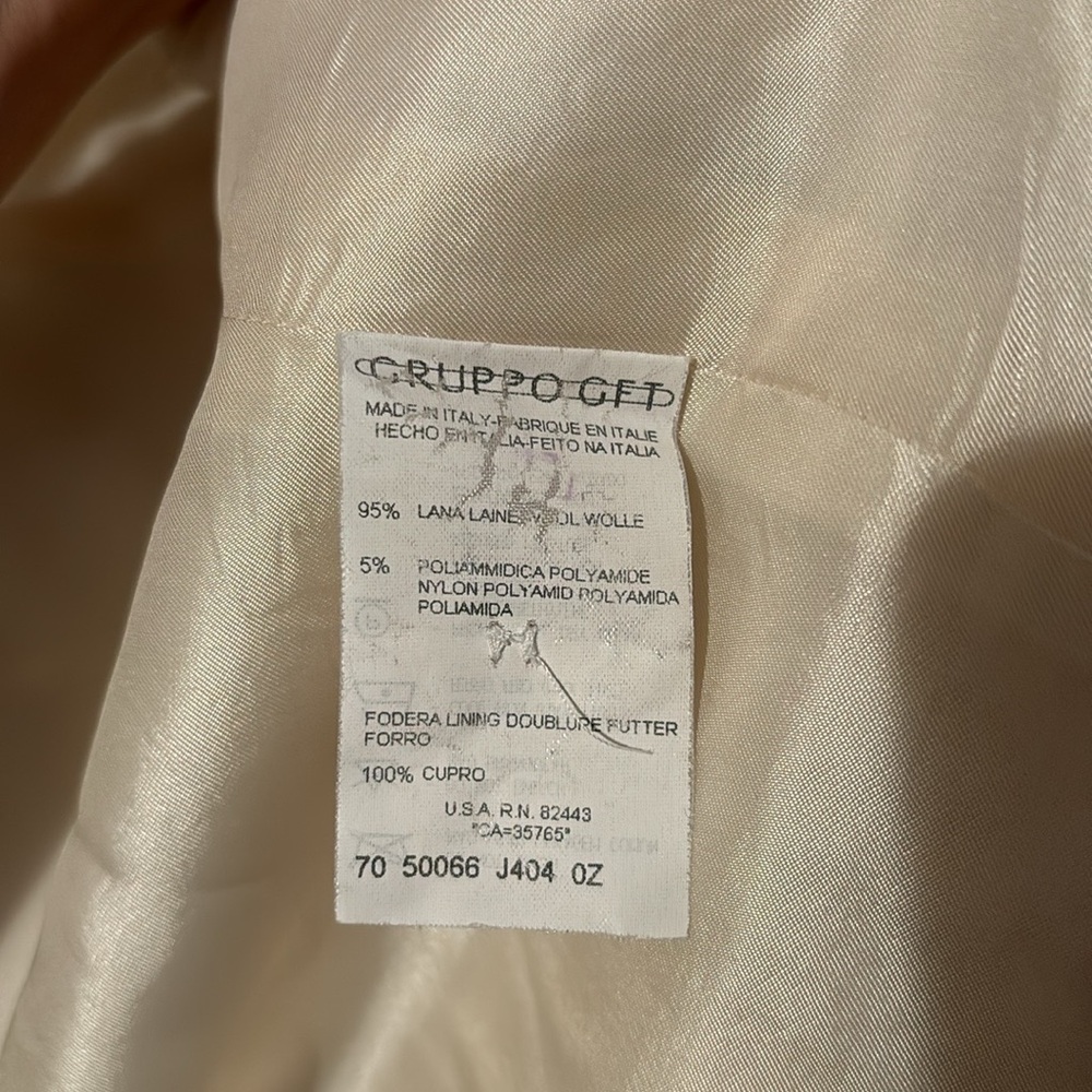 Joan & David skirt suit - Picture 7 of 8